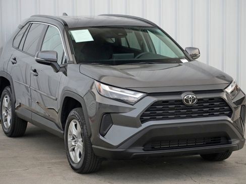 Used 2022 Toyota RAV4 XLE image 48