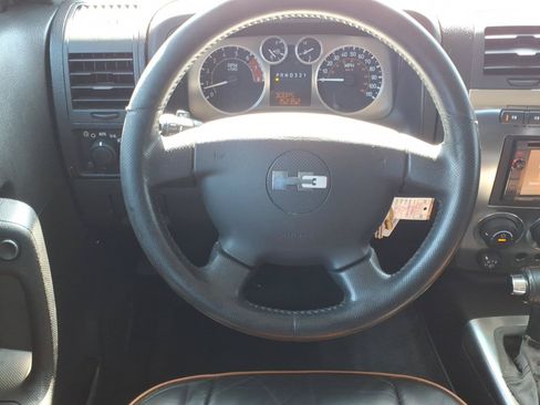 Used 2006 HUMMER H3 AWD/4WD image 5