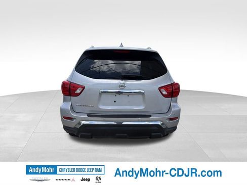 Used 2020 Nissan Pathfinder S FWD image 6