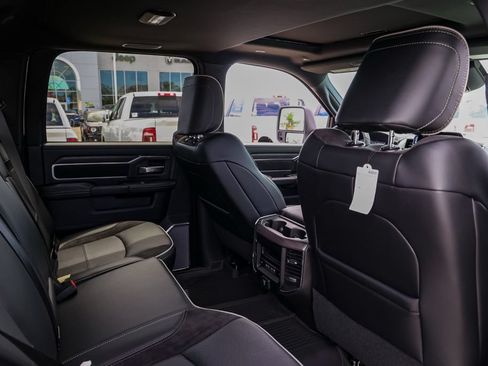 New 2027 RAM 2500 Laramie AWD/4WD image 16