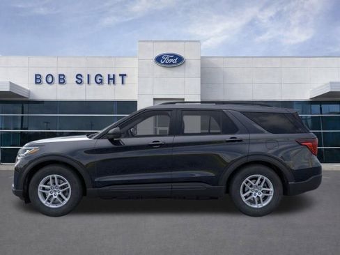 New 2026 Ford Explorer Active image 3