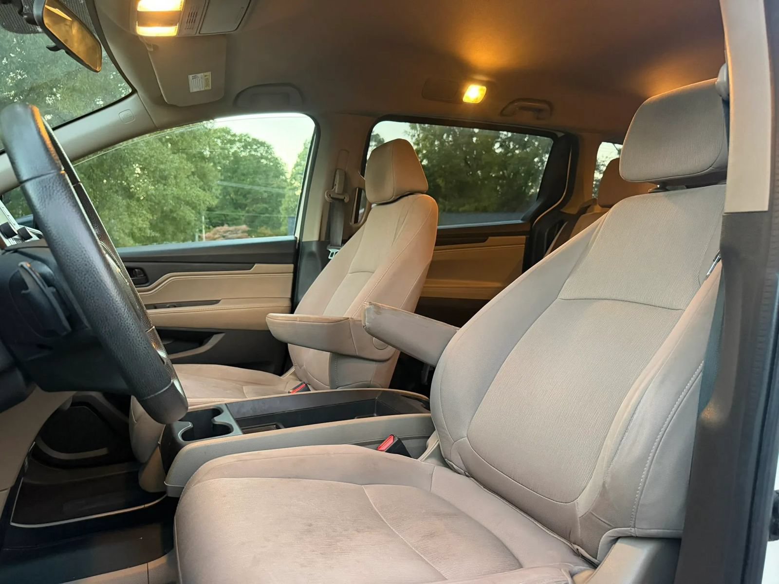 Used 2019 Honda Odyssey LX image 10