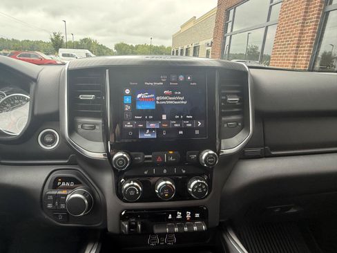 Used 2025 RAM 1500 Big Horn AWD/4WD image 23