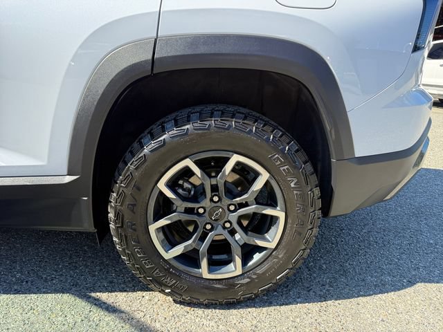 Used 2026 Chevrolet Equinox ACTIV w/ Convenience Package III AWD/4WD image 26