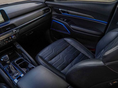 Certified 2022 Kia Telluride SX w/ SX Prestige Package image 29