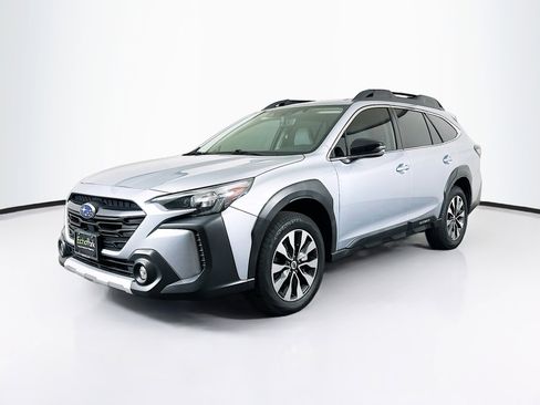 Used 2023 Subaru Outback Limited AWD/4WD image 3
