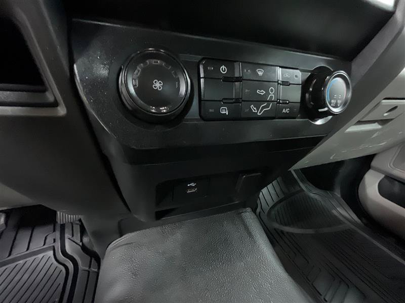 Used 2021 Ford F250 XL w/ Power Equipment Group RWD image 16