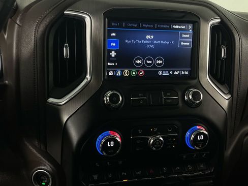 Used 2023 GMC Sierra 2500 Denali w/ Denali Ultimate Package image 13