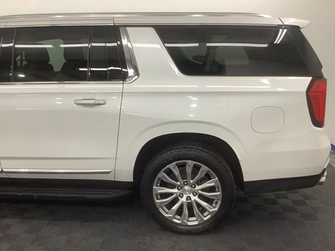 Used 2022 GMC Yukon XL Denali AWD/4WD image 4