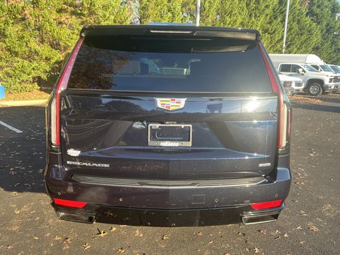 Used 2023 Cadillac Escalade Sport w/ Touring Package image 9