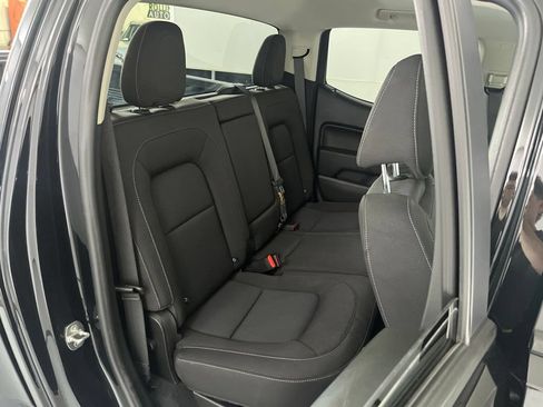 Used 2022 Chevrolet Colorado LT AWD/4WD image 20