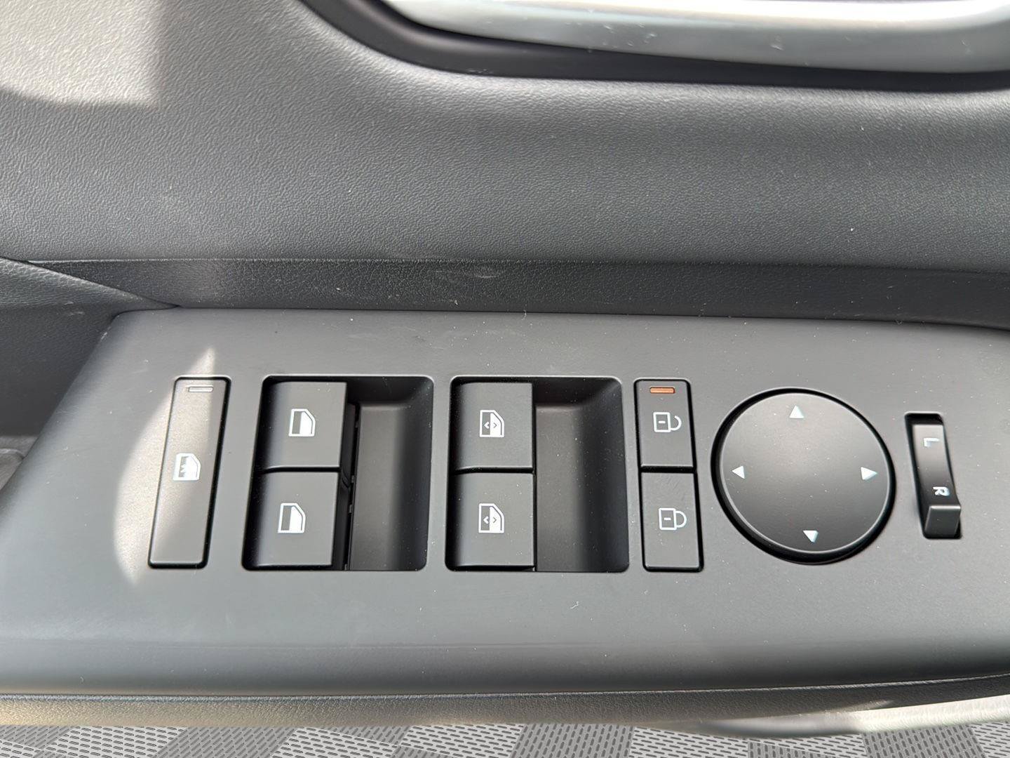 New 2026 Hyundai Kona Limited AWD/4WD image 16