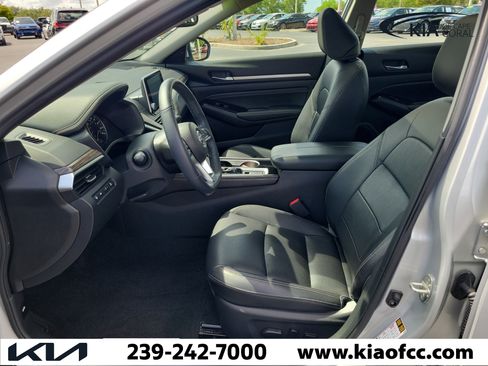 Used 2020 Nissan Altima 2.0 Platinum FWD image 21