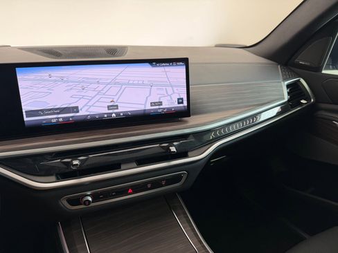 Certified 2024 BMW X5 xDrive40i w/ Premium Package image 25
