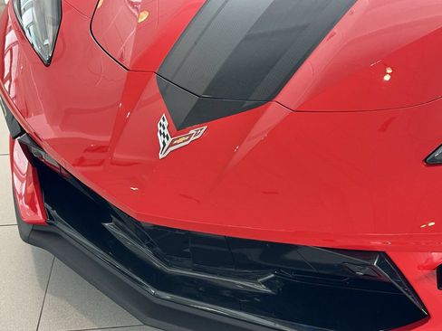 Used 2023 Chevrolet Corvette Stingray Premium Conv w/ Z51 Performance Package RWD image 22