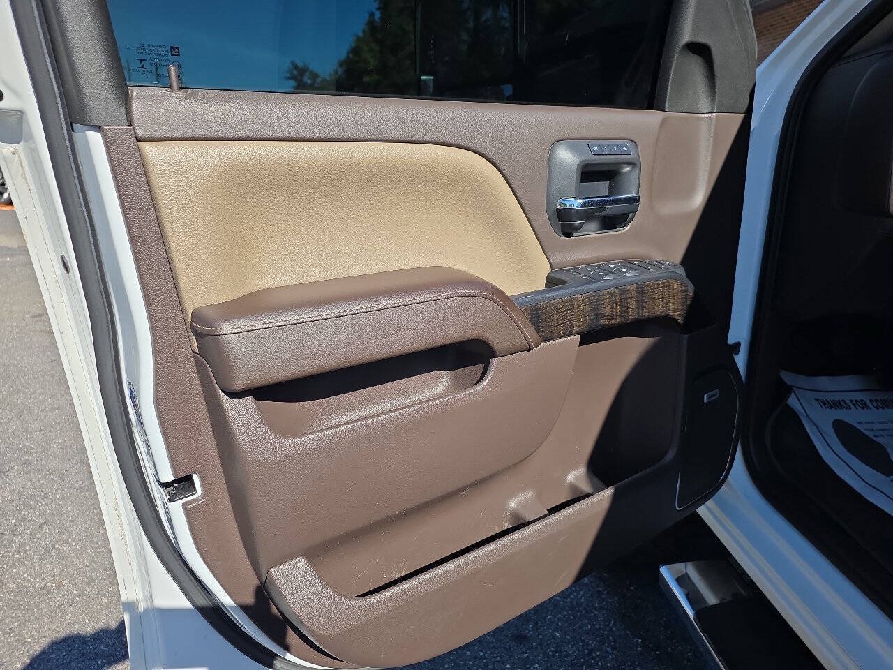 Used 2016 GMC Sierra 3500 Denali w/ Duramax Plus Package AWD/4WD image 13