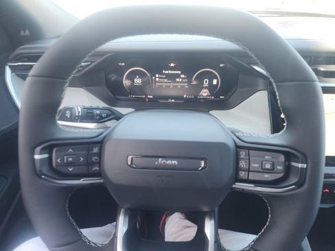 New 2026 Jeep Cherokee Limited AWD/4WD image 16