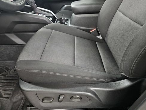 Used 2023 Chevrolet Colorado W/T w/ WT Convenience Package II AWD/4WD image 17