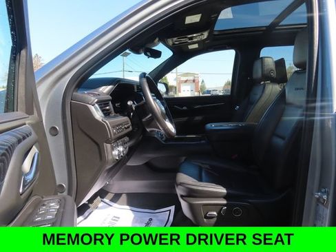 Used 2024 GMC Yukon XL Denali w/ Advanced Technology Package AWD/4WD image 19