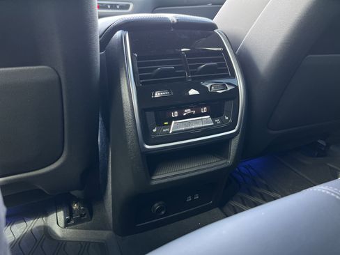 Certified 2025 BMW X5 M60i image 40