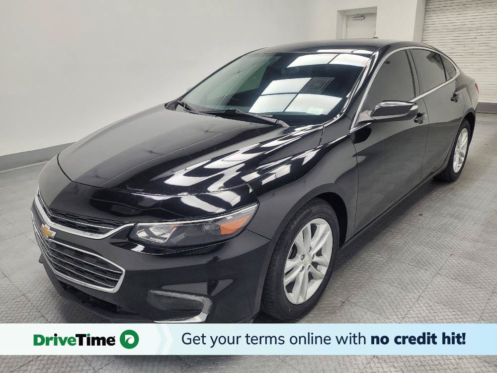 Used 2017 Chevrolet Malibu LT FWD image 1