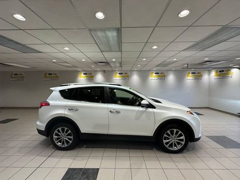 Used 2017 Toyota RAV4 Limited w/ All Weather Liner Package AWD/4WD image 3