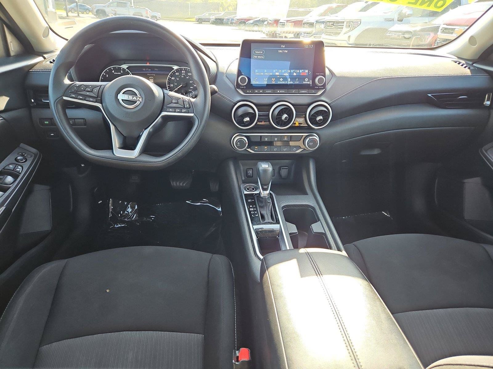 Used 2024 Nissan Sentra SV FWD image 9