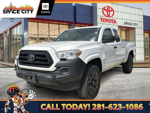 Used 2021 Toyota Tacoma SR image 1