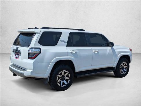 Used 2020 Toyota 4Runner TRD Off-Road AWD/4WD image 5