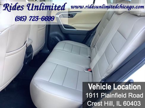 Used 2020 Toyota RAV4 LE image 25