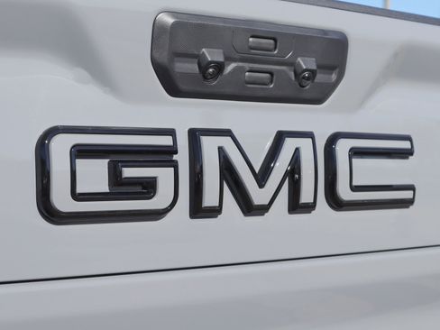Used 2026 GMC Sierra 3500 Denali Ultimate image 36