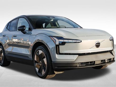 New 2026 Volvo EX30 Plus w/ Protection Package image 3