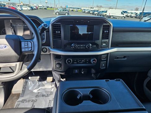 Used 2023 Ford F150 XLT AWD/4WD image 18