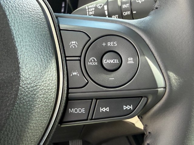 New 2026 Toyota Corolla Cross LE w/ Moonroof Package FWD image 11