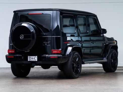 Used 2022 Mercedes-Benz G 550 image 7