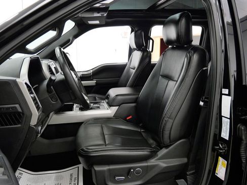 Used 2018 Ford F150 Lariat w/ Equipment Group 502A Luxury AWD/4WD image 10