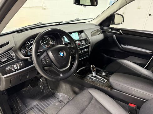 Used 2017 BMW X3 xDrive28i image 12