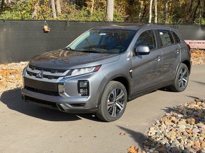 New 2025 Mitsubishi Outlander Sport ES