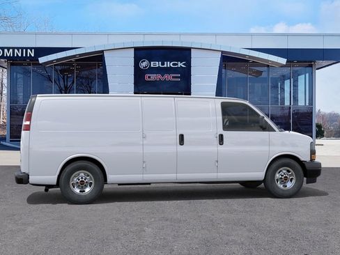 New 2026 GMC Savana 2500 Extended RWD image 6