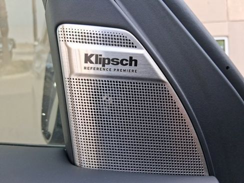 New 2026 INFINITI QX80 Autograph w/ Premium Cargo Package image 17