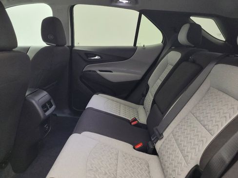 Used 2024 Chevrolet Equinox LT FWD image 18