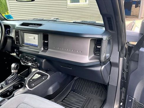 Used 2023 Ford Bronco Outer Banks AWD/4WD image 17