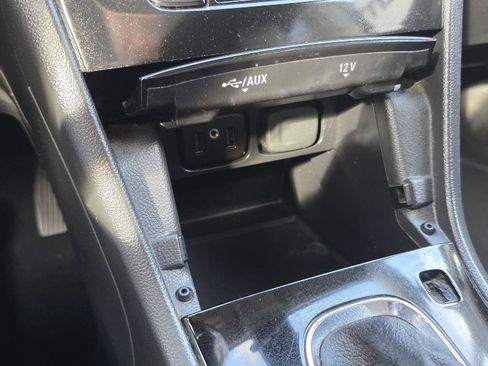 Used 2020 Buick Encore Preferred FWD image 17