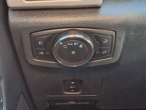 Used 2022 Ford F250 Lariat w/ Tremor Off-Road Package image 17