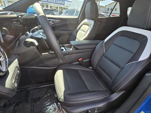 Used 2025 Chevrolet Blazer EV LT w/ Super Cruise Package image 39