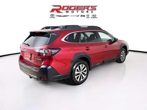 Certified 2025 Subaru Outback Premium w/ Popular Package #1 AWD/4WD image 8