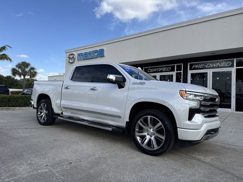 Used 2024 Chevrolet Silverado 1500 High Country w/ Technology Package AWD/4WD image 22