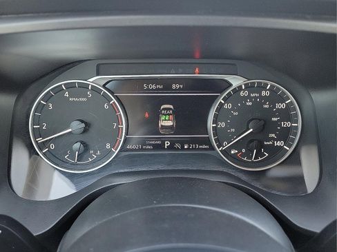 Used 2024 Nissan Rogue SV image 18