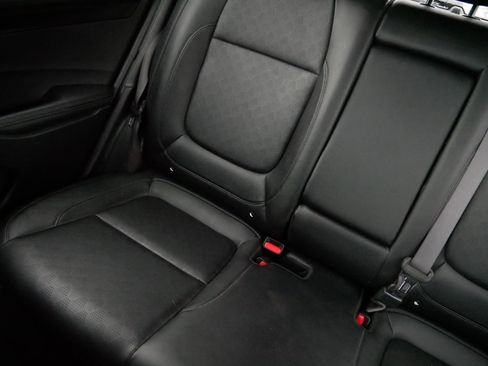 Used 2022 Kia Seltos EX image 12