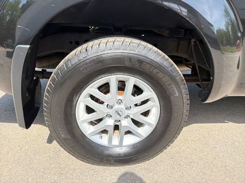Used 2017 Nissan Frontier SV AWD/4WD image 27